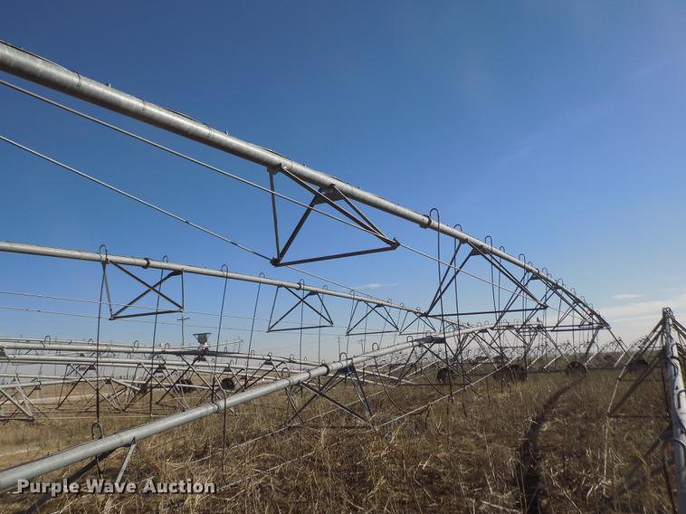 image for item DY9217 Valley 6000 series center pivot
