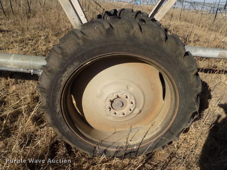 image for item DY9217 Valley 6000 series center pivot