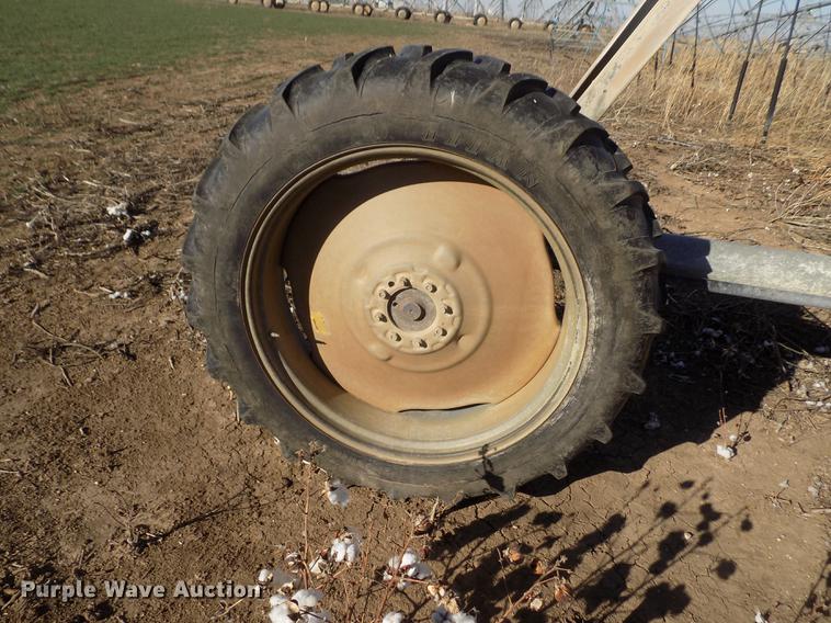 image for item DY9217 Valley 6000 series center pivot