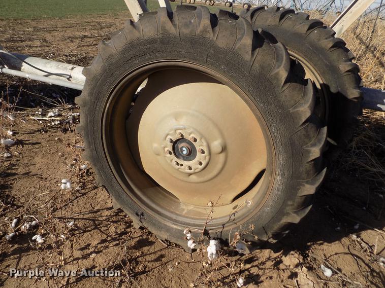 image for item DY9217 Valley 6000 series center pivot