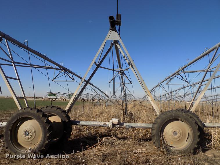 image for item DY9217 Valley 6000 series center pivot