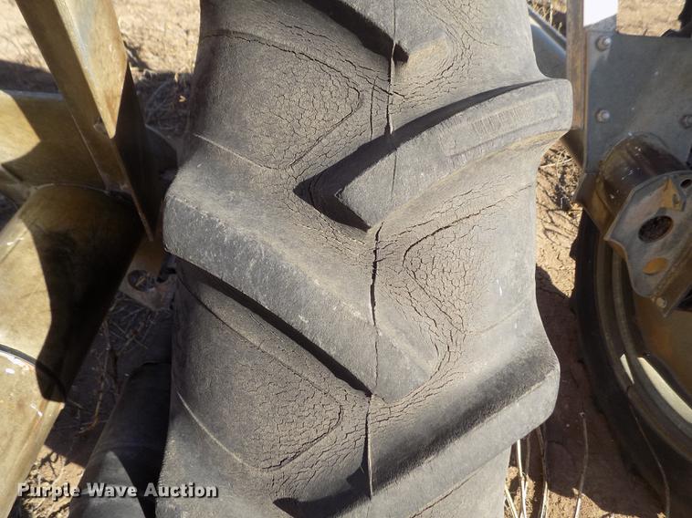 image for item DY9217 Valley 6000 series center pivot