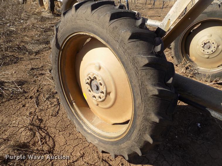 image for item DY9217 Valley 6000 series center pivot