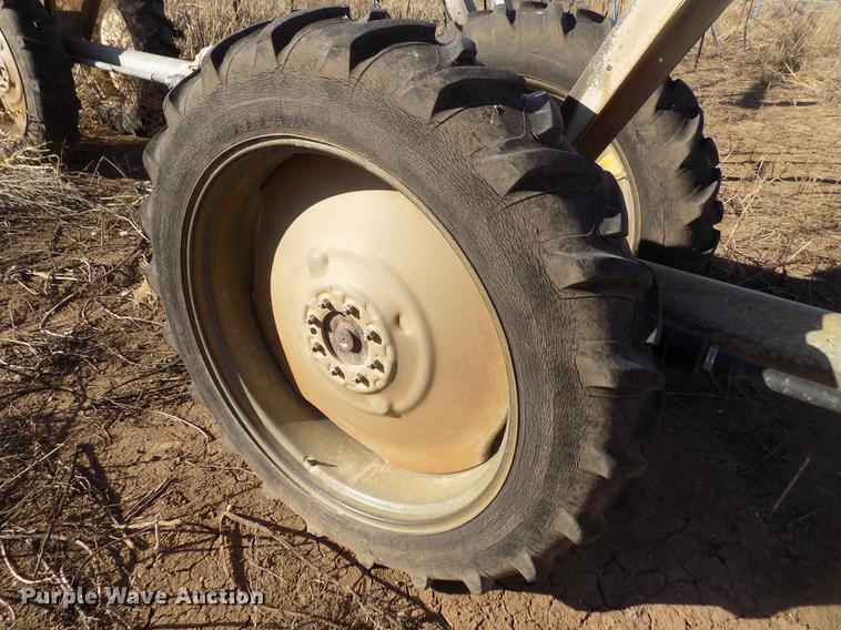 image for item DY9217 Valley 6000 series center pivot