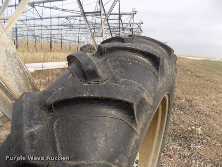 image for item DY9218 Valley 6000 series center pivot