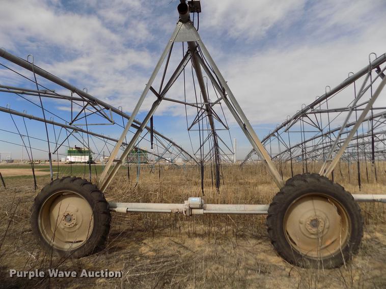 image for item DY9218 Valley 6000 series center pivot