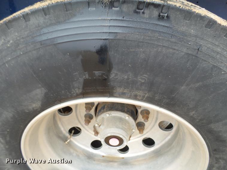 image for item FF9758 2017 Dura Haul silage trailer