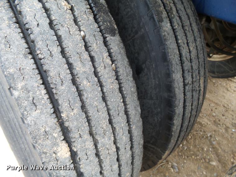 image for item FF9758 2017 Dura Haul silage trailer