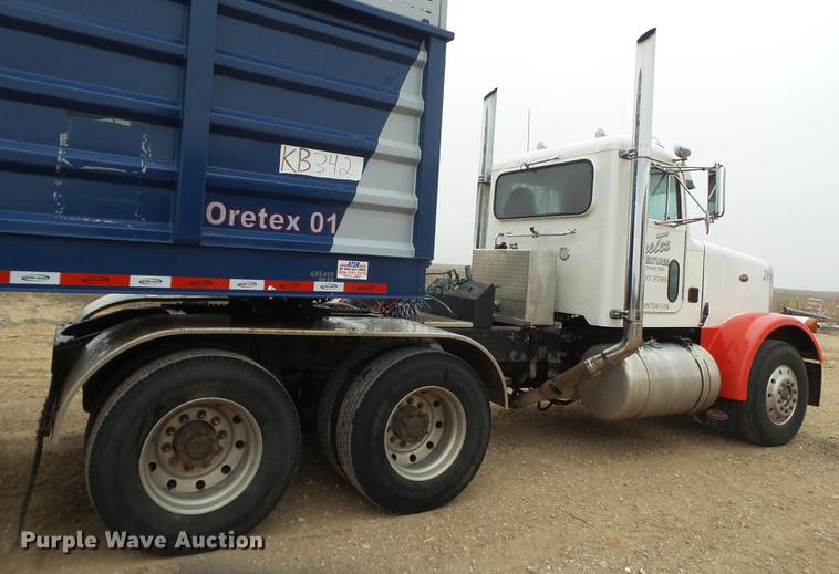 image for item FF9759 1996 Peterbilt 378 semi truck