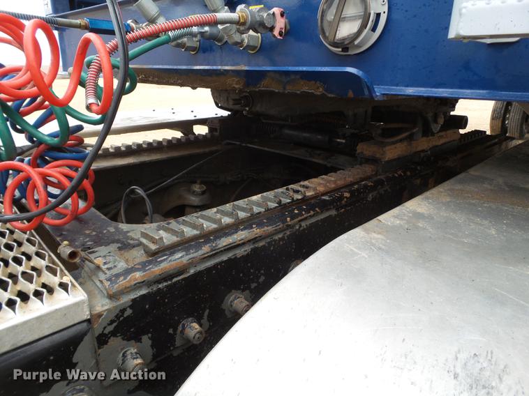 image for item FF9759 1996 Peterbilt 378 semi truck