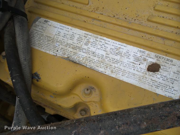 image for item FF9759 1996 Peterbilt 378 semi truck