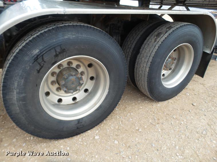 image for item FF9759 1996 Peterbilt 378 semi truck