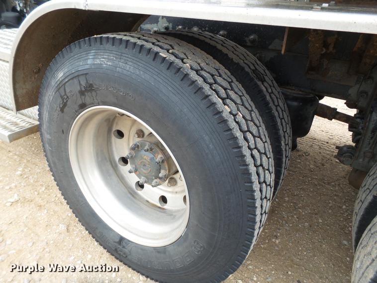 image for item FF9759 1996 Peterbilt 378 semi truck