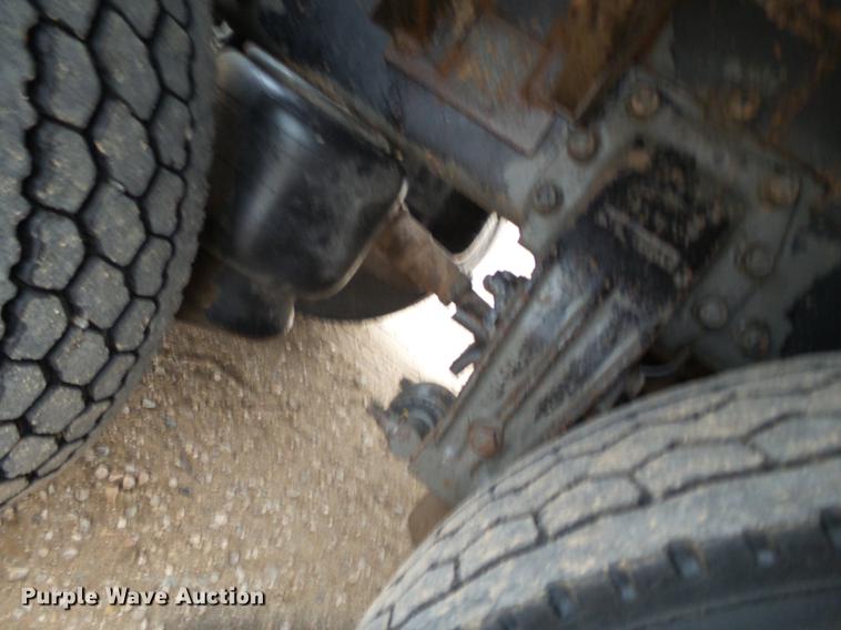 image for item FF9759 1996 Peterbilt 378 semi truck