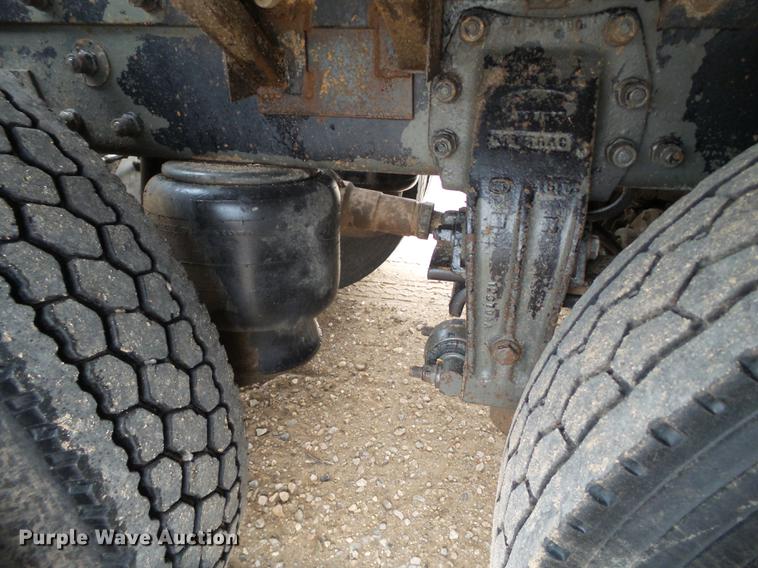 image for item FF9759 1996 Peterbilt 378 semi truck