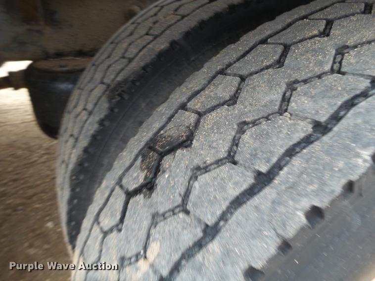 image for item FF9759 1996 Peterbilt 378 semi truck