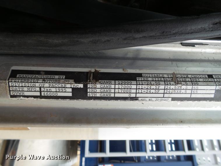 image for item FF9759 1996 Peterbilt 378 semi truck