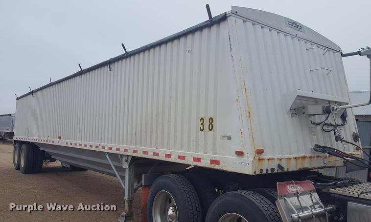 image for item FF9763 1990 Jet double hopper bottom grain trailer