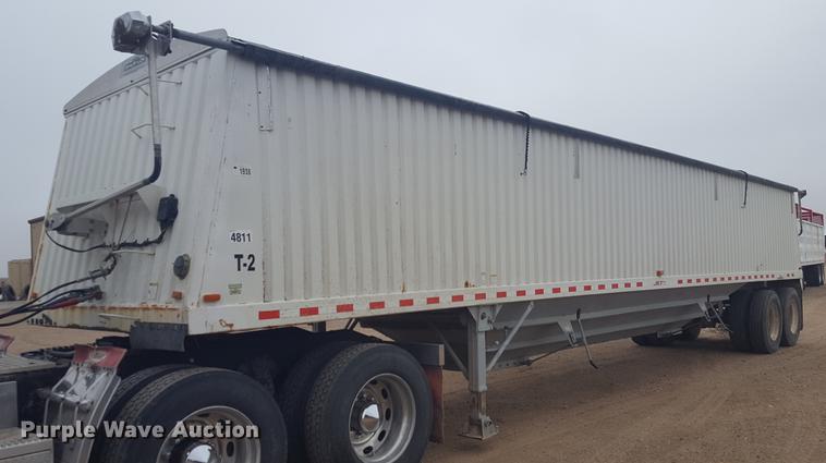 image for item FF9763 1990 Jet double hopper bottom grain trailer