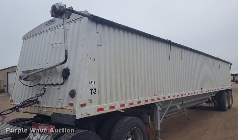 image for item FF9763 1990 Jet double hopper bottom grain trailer