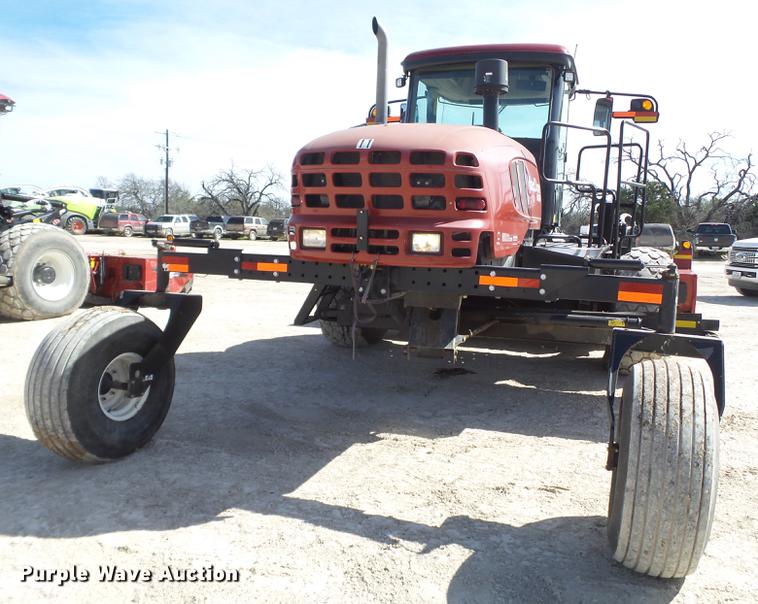 image for item FF9765 2016 MacDon M205 windrower