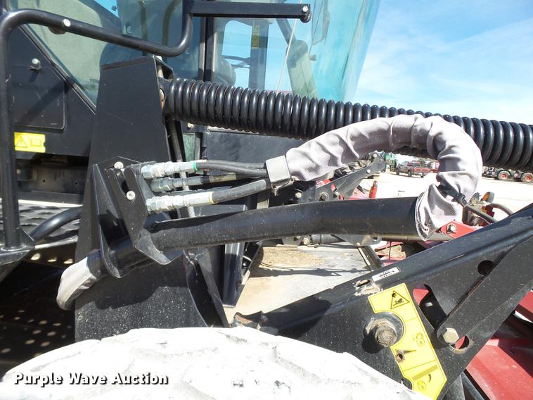 image for item FF9765 2016 MacDon M205 windrower