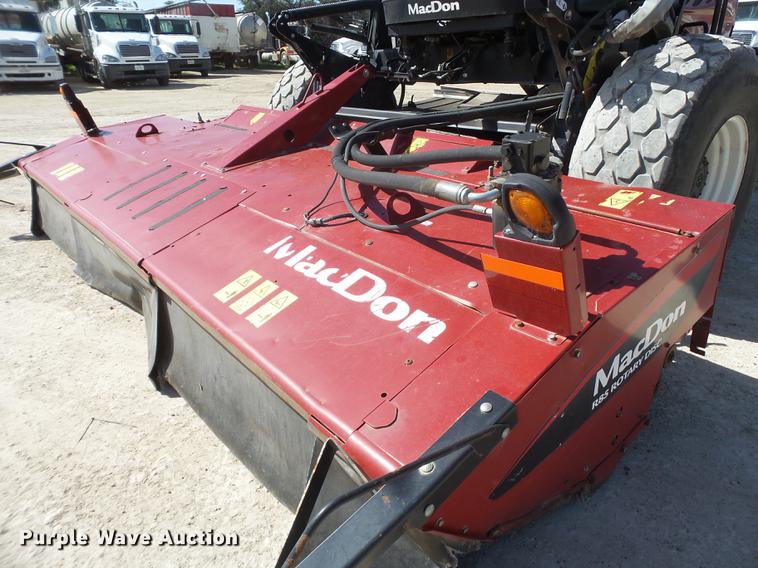 image for item FF9765 2016 MacDon M205 windrower