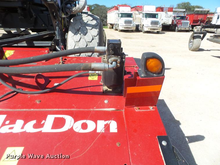 image for item FF9765 2016 MacDon M205 windrower