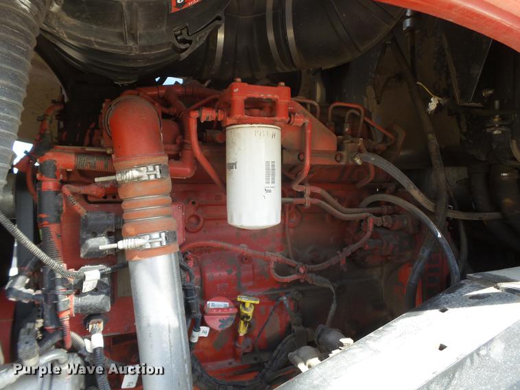 image for item FF9765 2016 MacDon M205 windrower