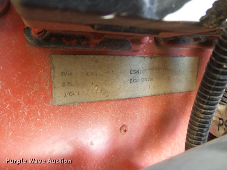 image for item FF9765 2016 MacDon M205 windrower