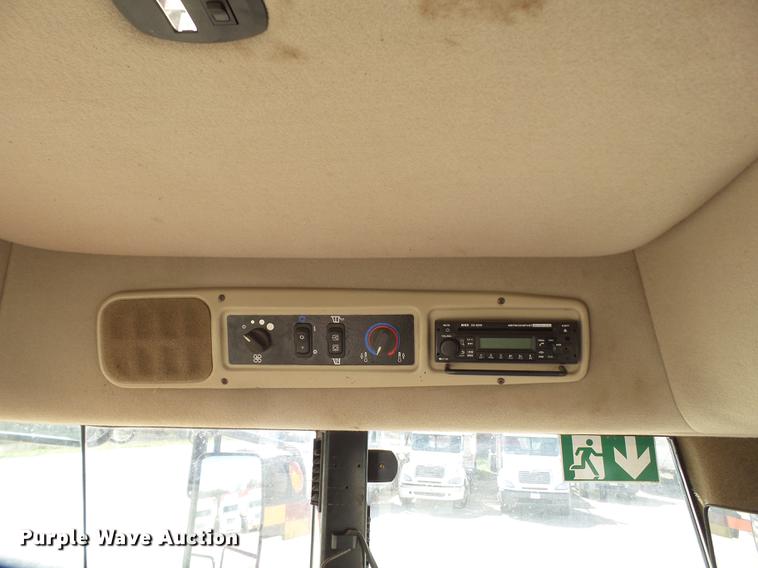 image for item FF9765 2016 MacDon M205 windrower