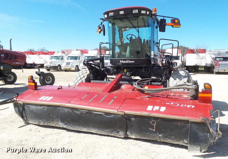 image for item FF9766 2016 MacDon M205 windrower