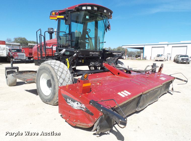 image for item FF9766 2016 MacDon M205 windrower