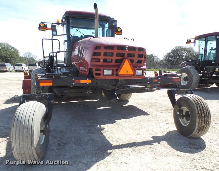 image for item FF9766 2016 MacDon M205 windrower