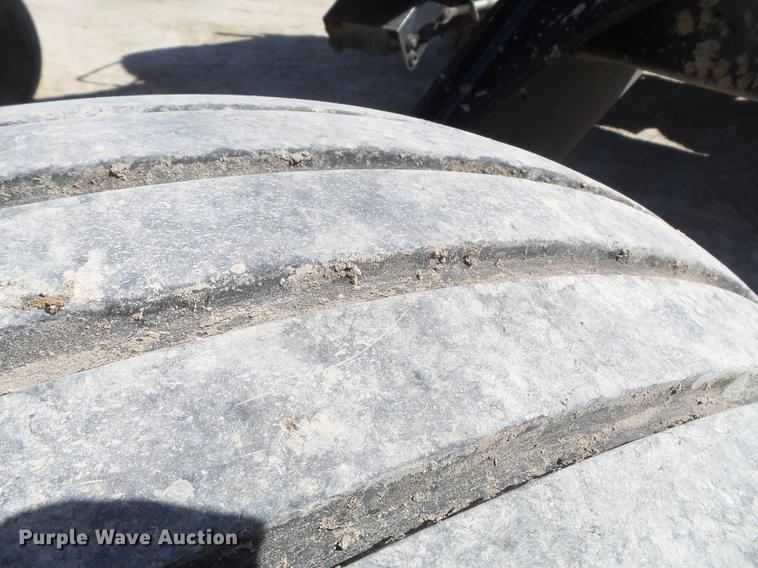 image for item FF9766 2016 MacDon M205 windrower