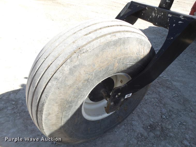 image for item FF9766 2016 MacDon M205 windrower