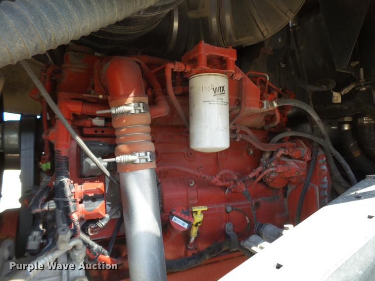 image for item FF9766 2016 MacDon M205 windrower