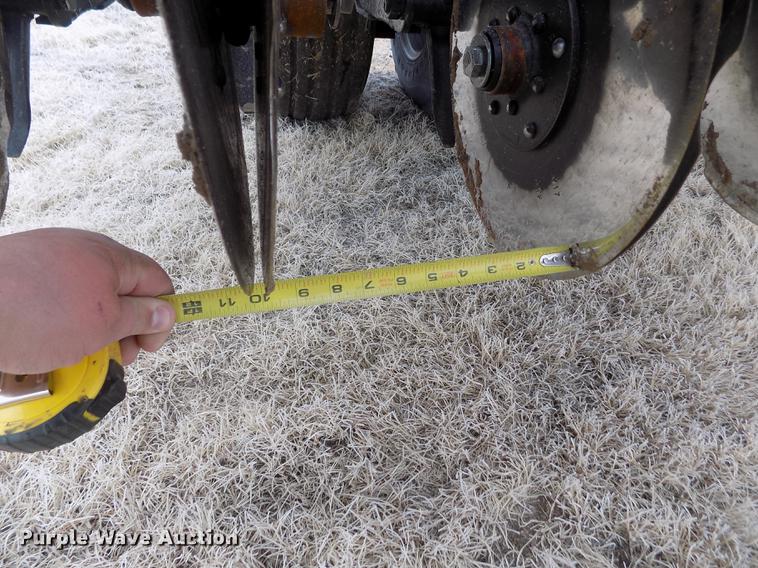 image for item FH9046 2013 CrustBuster 4030 All Plant grain drill