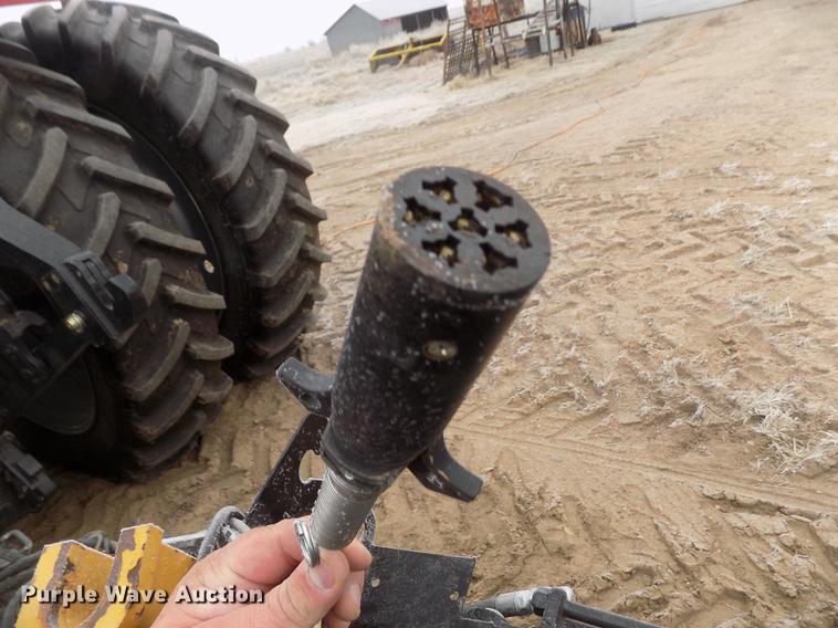 image for item FH9046 2013 CrustBuster 4030 All Plant grain drill