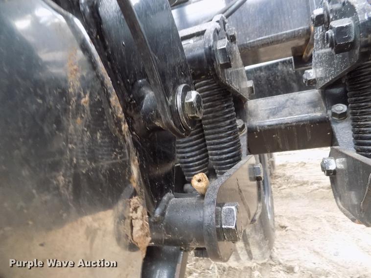 image for item FH9046 2013 CrustBuster 4030 All Plant grain drill