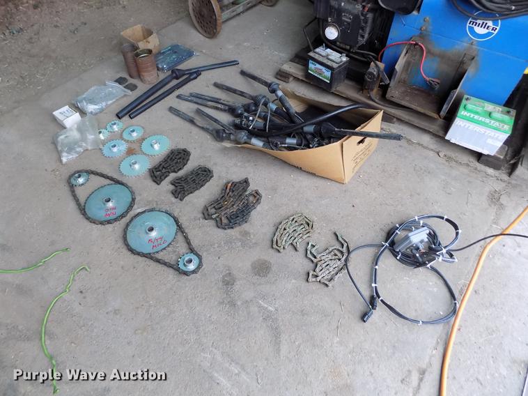 image for item FH9046 2013 CrustBuster 4030 All Plant grain drill