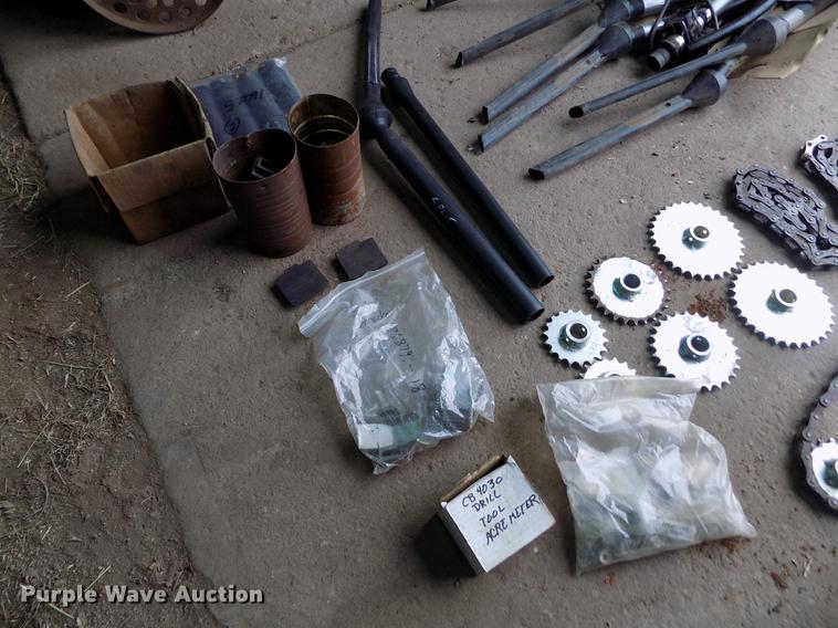 image for item FH9046 2013 CrustBuster 4030 All Plant grain drill