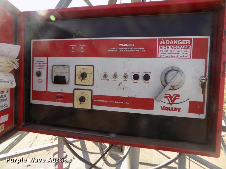 image for item FH9066 Valley 6000 series center pivot