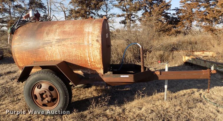 image for item FH9075 Fuel tank trailer