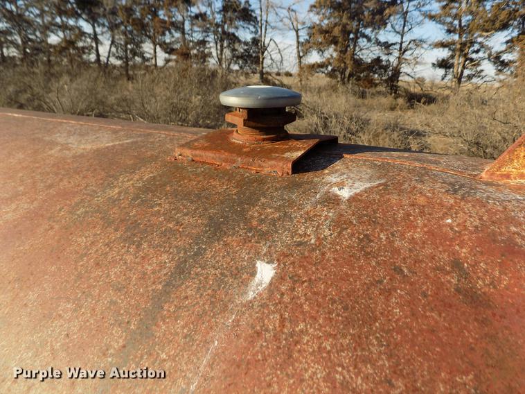 image for item FH9075 Fuel tank trailer