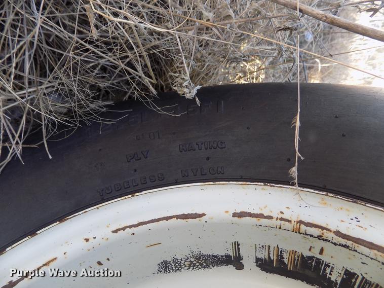 image for item FH9077 QuinStar Fallow Master II FM-5-35 sweep plow