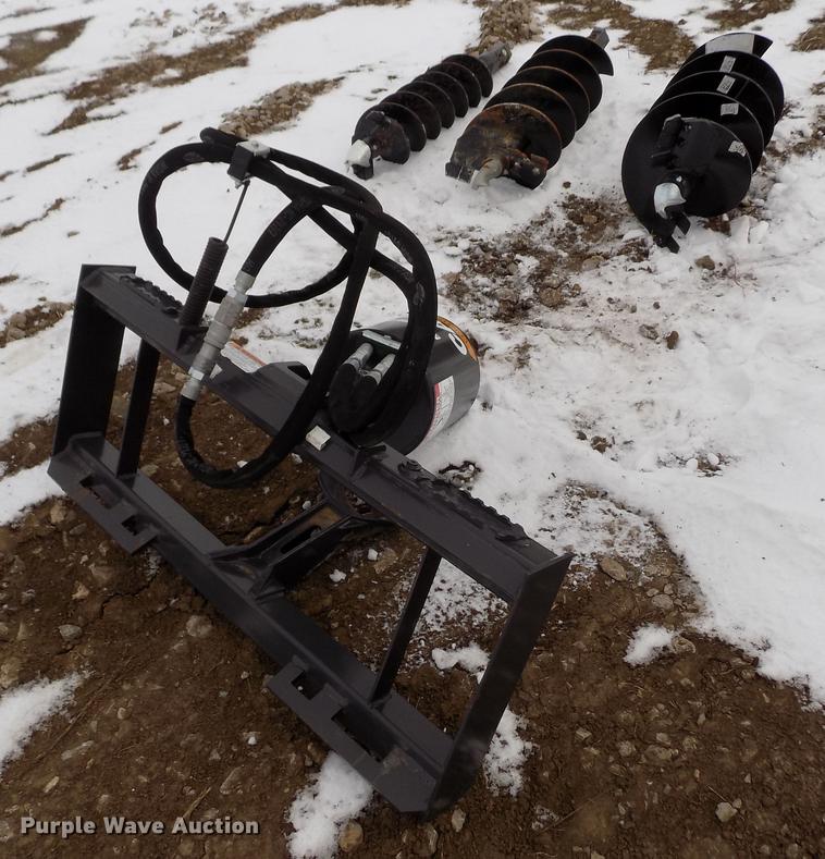 image for item FH9085 2017 Case post hole auger