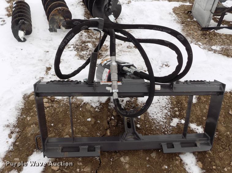 image for item FH9085 2017 Case post hole auger