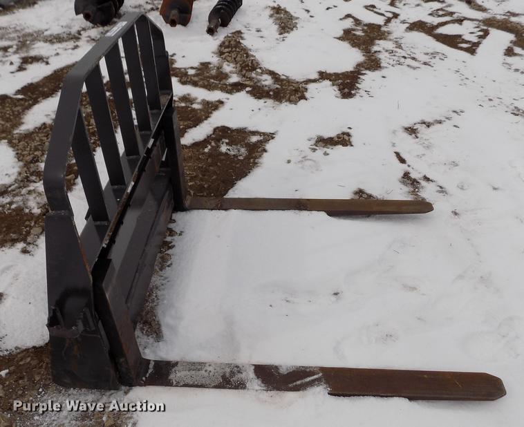 image for item FH9086 Case pallet forks