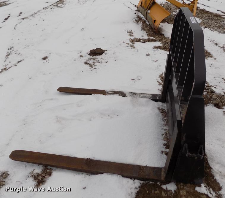 image for item FH9086 Case pallet forks